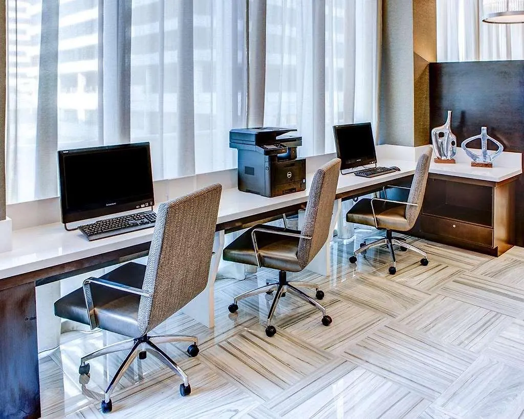 Cambria Hotel White Plains - Downtown 5*,