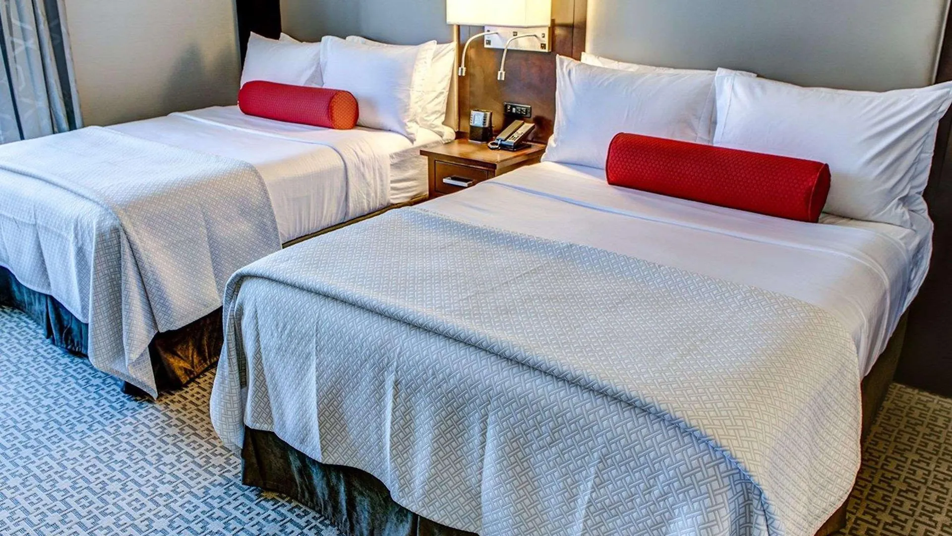 Cambria Hotel White Plains - Downtown