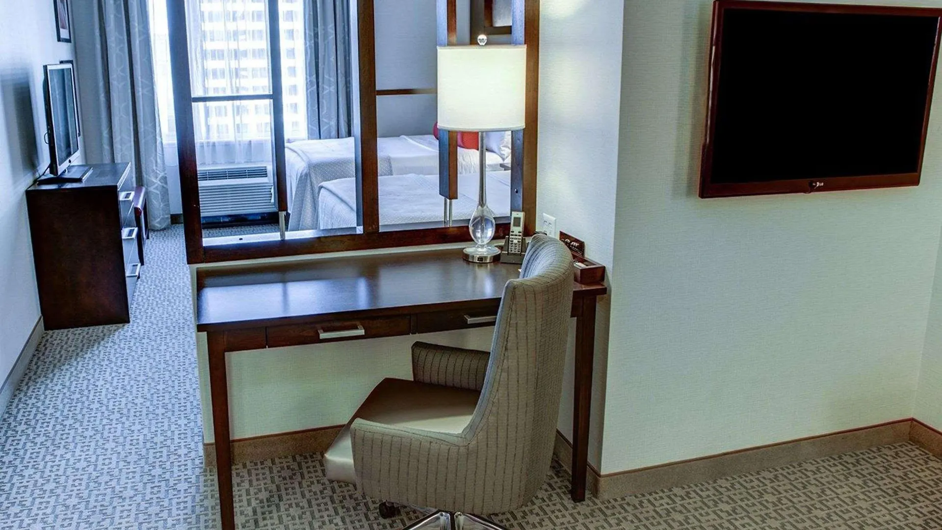 Cambria Hotel White Plains - Downtown