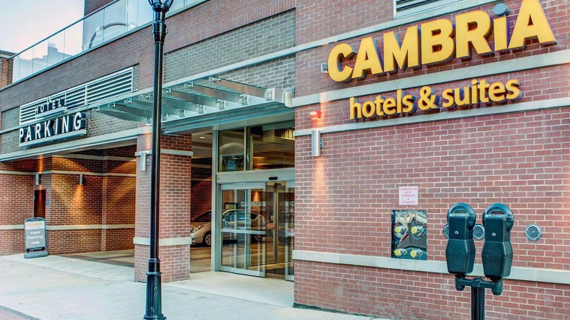 Cambria Hotel White Plains - Downtown