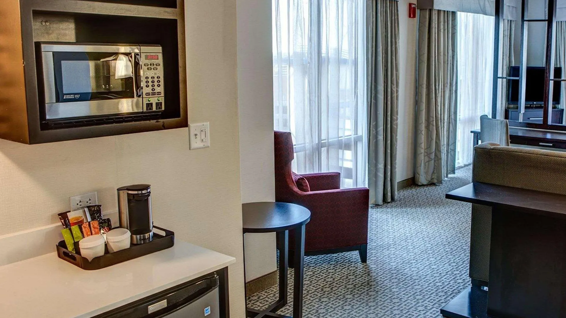 Cambria Hotel White Plains - Downtown