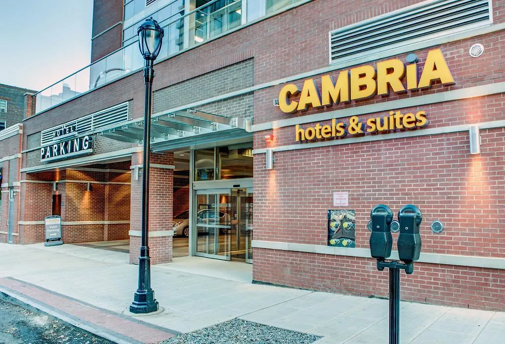 Cambria Hotel White Plains - Downtown 5*,